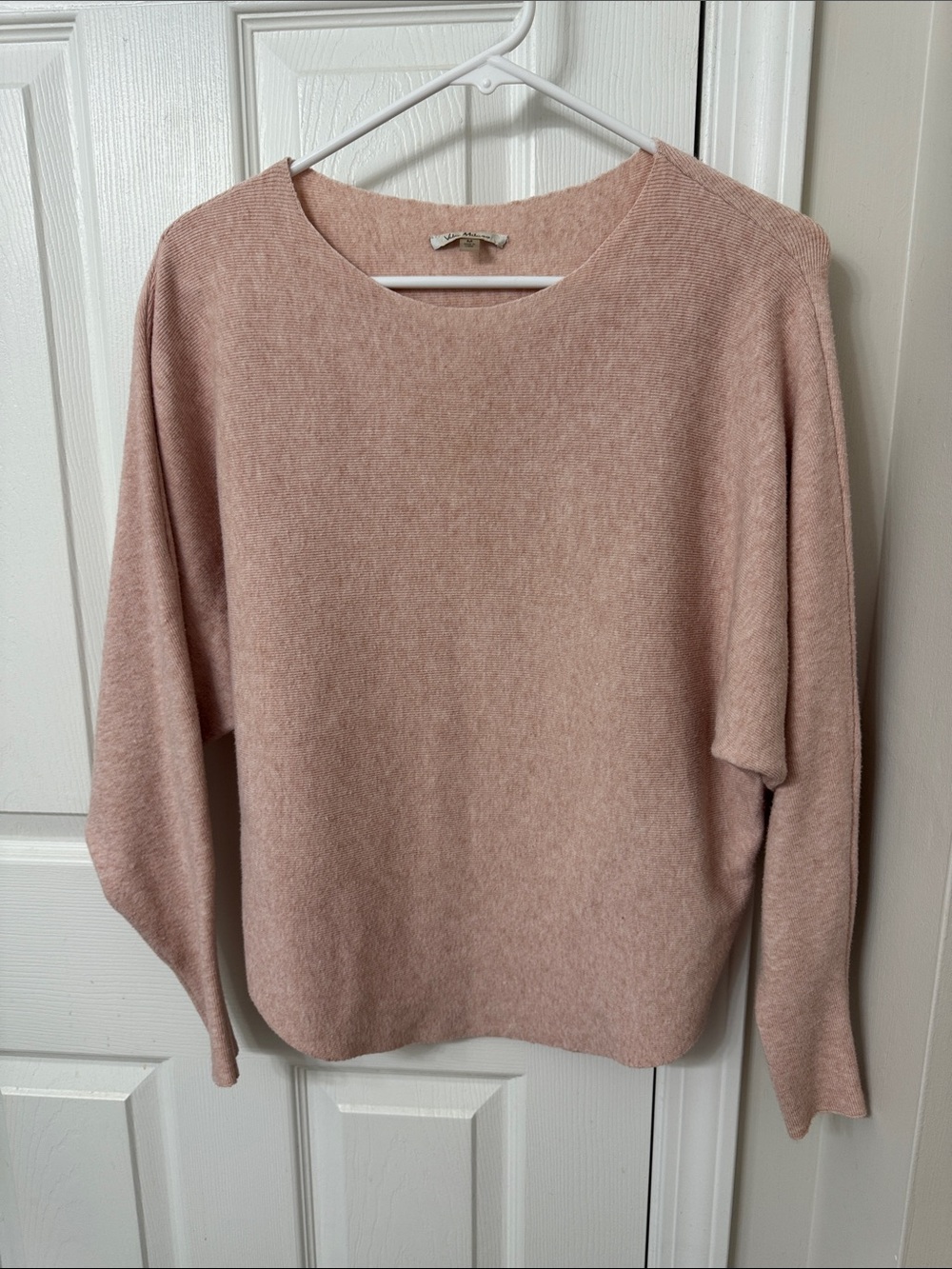 Women's Dusty Rose Crewneck Sweater - Classic Knit